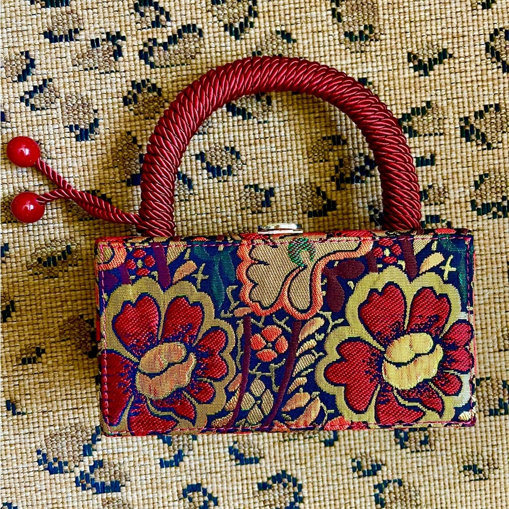 Tuckernuck Red and Blue Floral Clutch